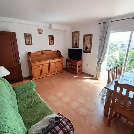 Saralma 4 Beds 2 Bathrooms And Swimming Pool