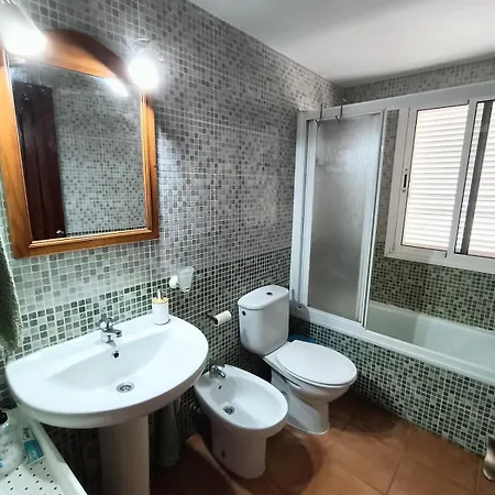 Saralma 4 Beds 2 Bathrooms And Swimming Pool Apartament